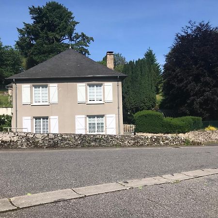 Le Clos Du 10 Treignac Esterno foto