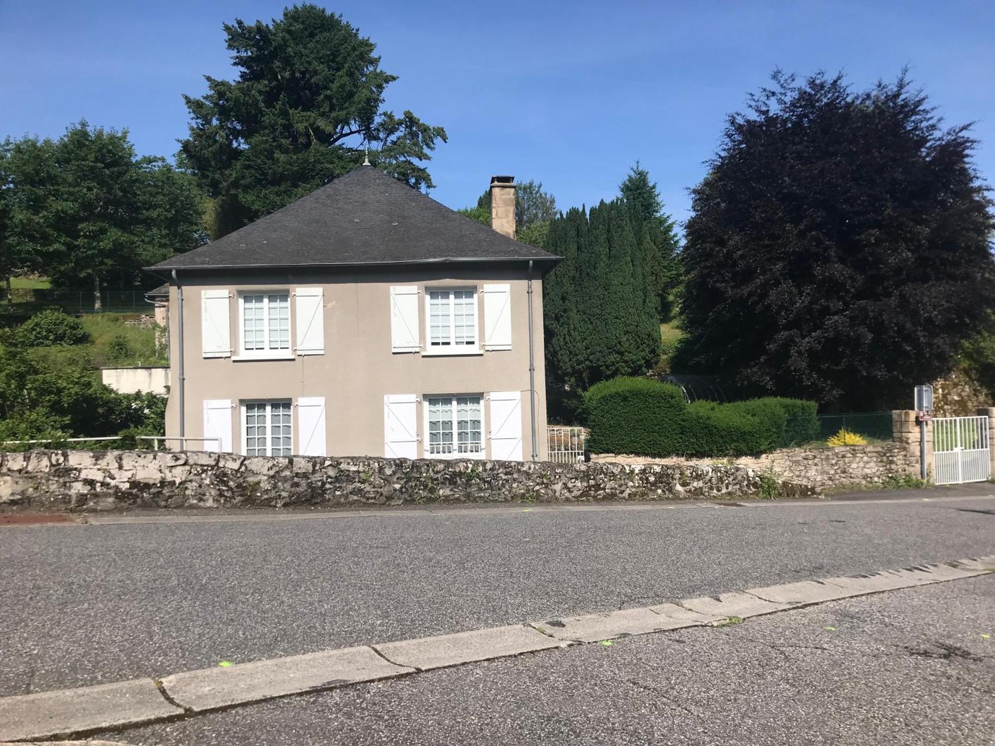 Le Clos Du 10 Treignac Esterno foto